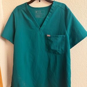 FIGS Hunter Green Top - L $25